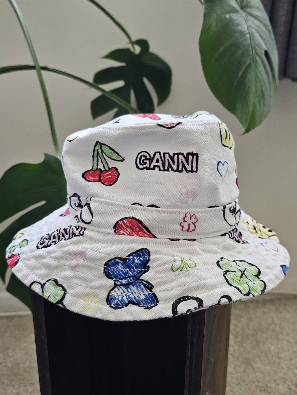 Ganni Summer Hat in White Print